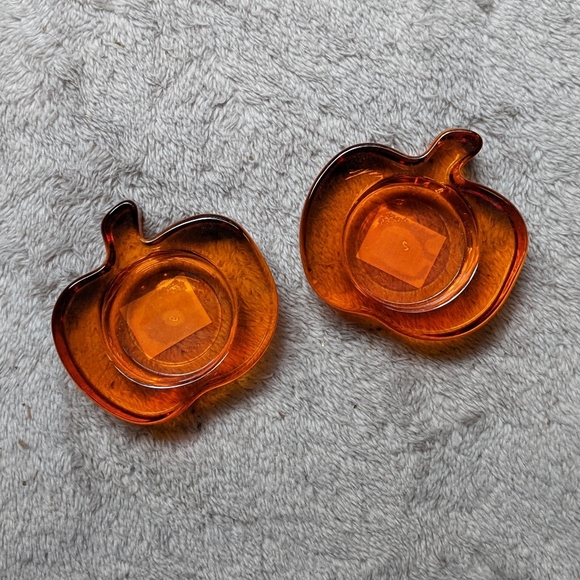 Two Pumpkin Tealight Holders - Picture 1 of 2